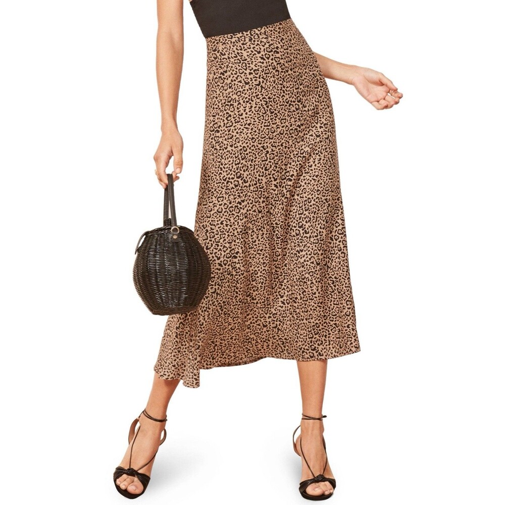 Reformation Bea Midi Skirt Size 0 Leopard Print Zipper Elevated Basics